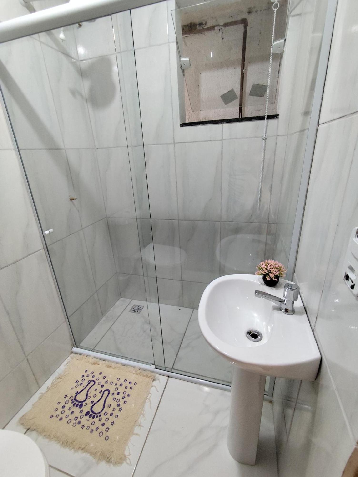 Quarto em Acomodações Particulares Residencial 7 Mares
